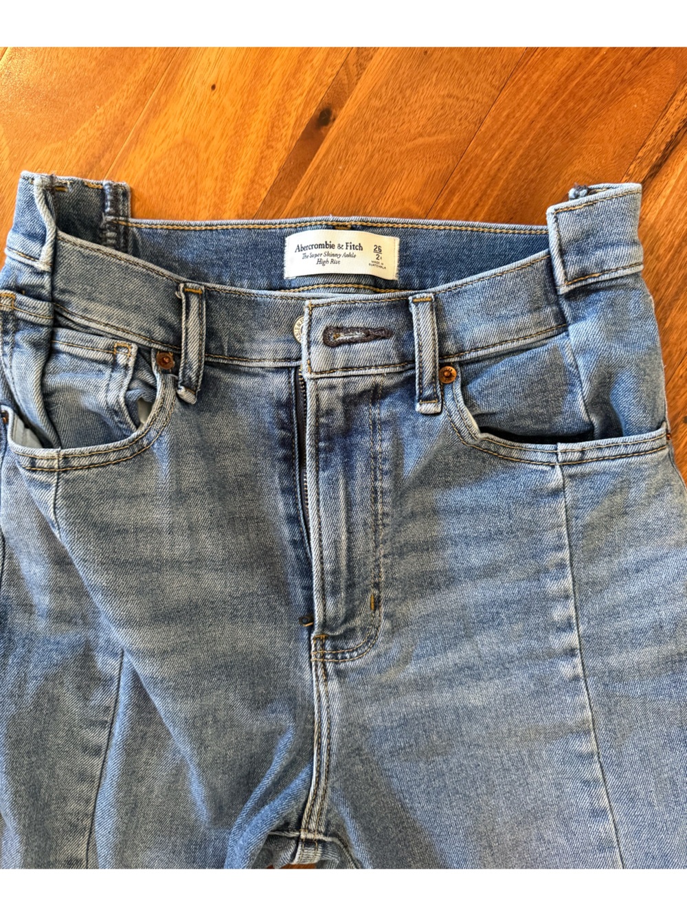 Abercrombie & Fitch Light Blue High-Rise Women’s Jeans